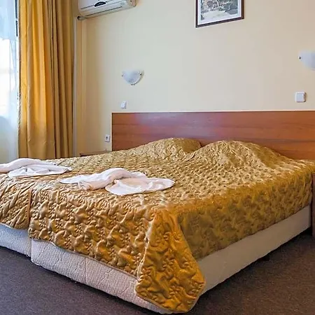 Hotel Sandor 2*