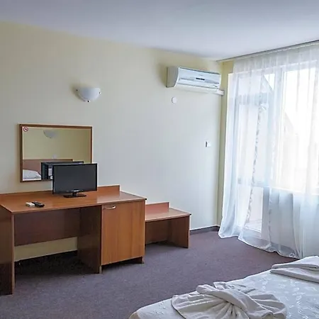 Sandor Hotel 2*